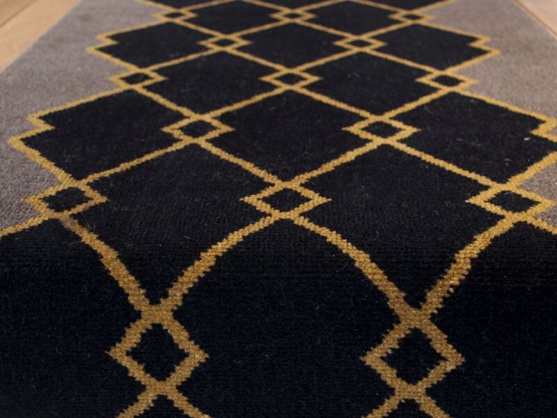 Axminster Stair runners, Arlequin, Chêne, Noir & Ocre