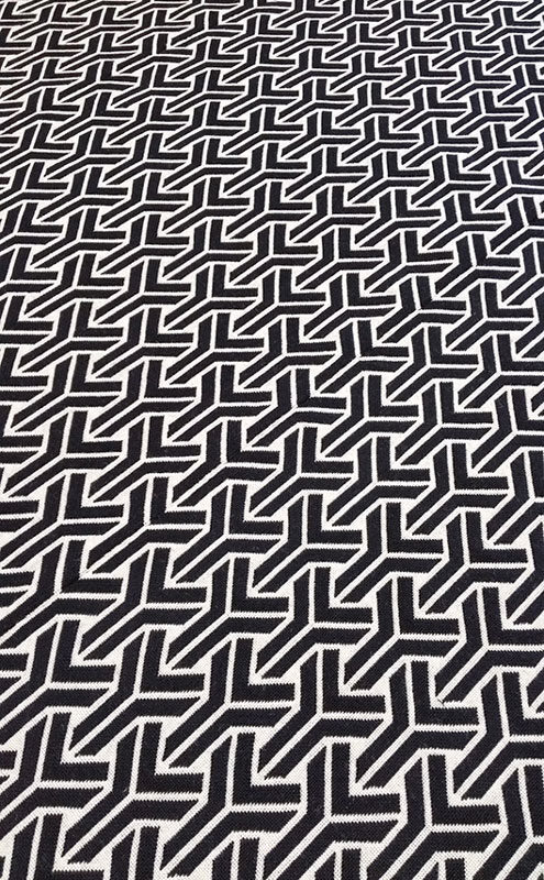 Maßgeschneiderte Treppenlaufschuhe, Flatweave Large Trafal. Black/White