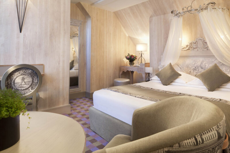 Tapis en laine sur mesure, Hôtel Résidence Foch Special