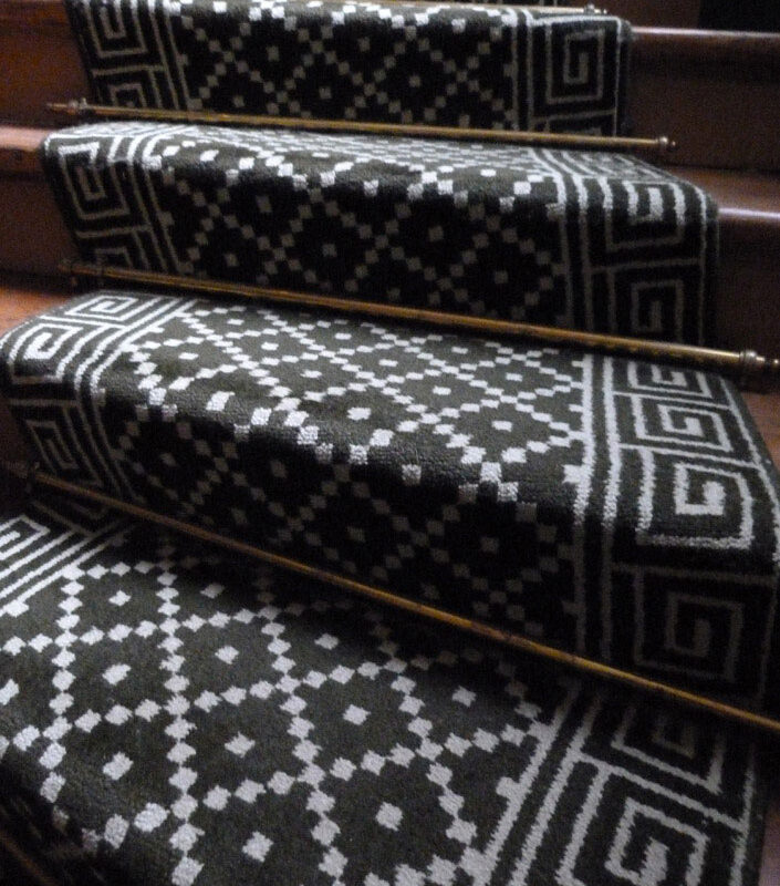 Tapis en laine sur mesure, Trellis avec bordure en forme de clé grecque - Noir et gris