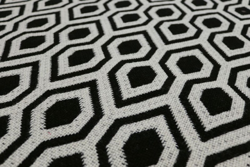 Marches d'escalier en tissu plat, Hex. Noir et blanc inversé