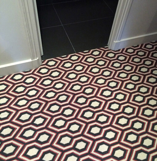 Tapis en laine à tissage plat, Jacquard Hex. Anthracite & Rouge