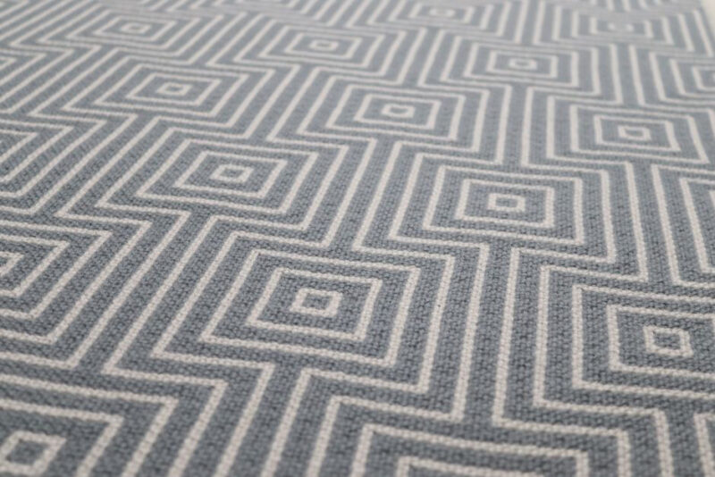 Coulisses d'escalier en pure laine, Flatweave Tyne Platinum, Pearl