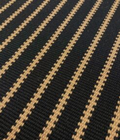 Zip 17, Black